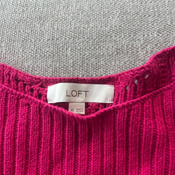LOFT Fuchsia Textured Crew Neck Sweater - Picture 2 of 3